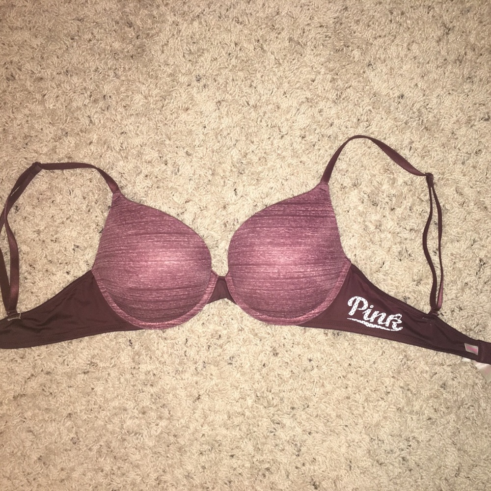 Victory’s Secret PINK Wear Everywhere Bra